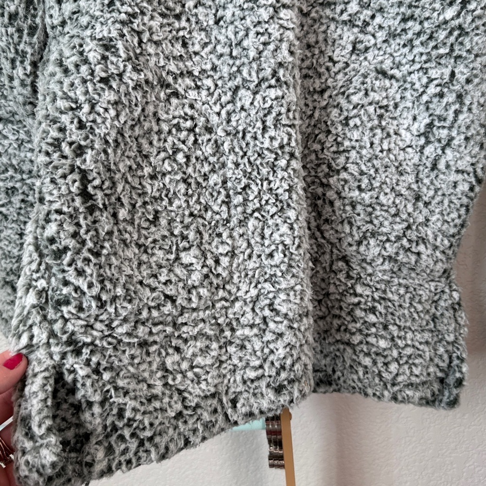 Love Tree Sherpa Sweater Quarter Zip Green and White Size Small - Picture 6 of 8